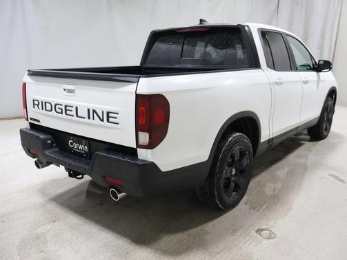 Platinum White Pearl 2026 Honda Ridgeline Black