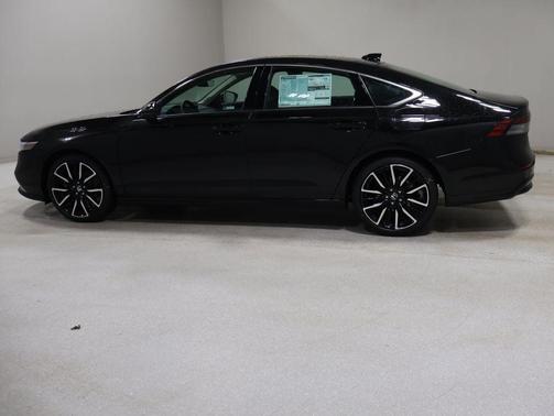 Nh-731p Crystal Bl 2026 Honda Accord Hybrid Touring