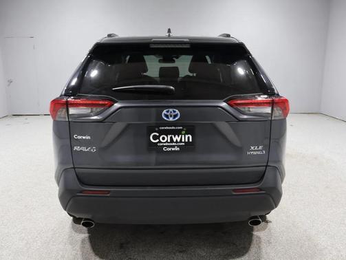 2021 Toyota RAV4 Hybrid XLE Premium