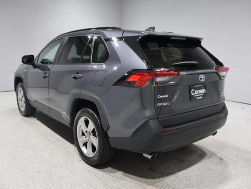 2021 Toyota RAV4 Hybrid XLE Premium