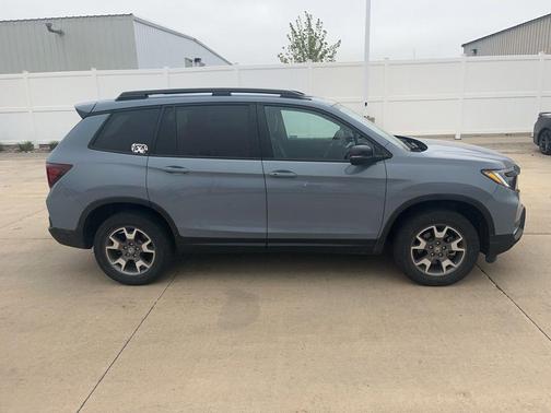 2022 Honda Passport AWD TrailSport