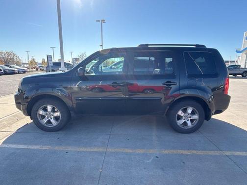 Crystal Black Pearl 2010 Honda Pilot EX-L