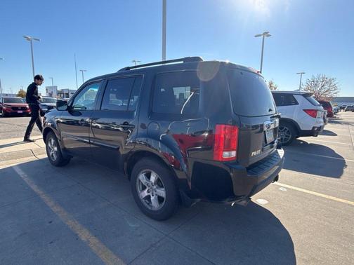 Crystal Black Pearl 2010 Honda Pilot EX-L