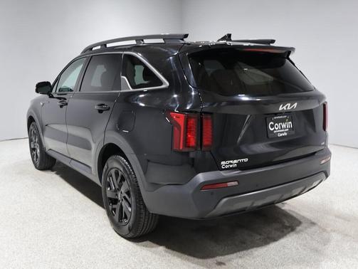 2023 Kia Sorento S