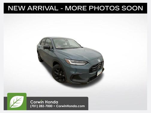 Nordic Forest Pearl 2024 Honda HR-V AWD Sport
