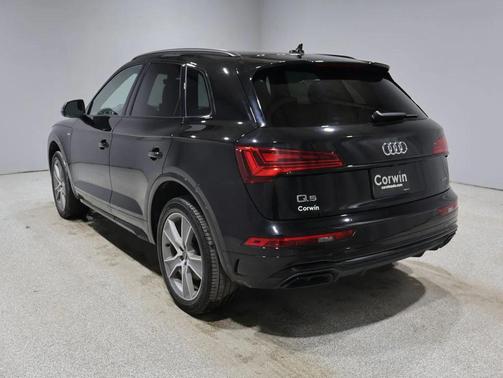2025 Audi Q5 45 S line Premium