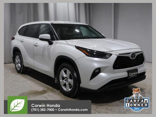 2024 Toyota Highlander LE