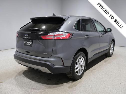 Carbonized Gray Metallic 2024 Ford Edge SEL