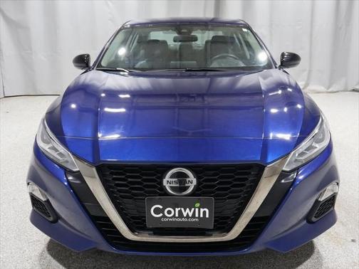 2022 Nissan Altima SR Intelligent AWD