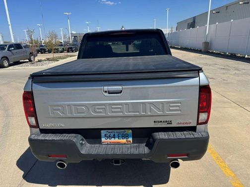 Solar Silver 2025 Honda Ridgeline Sport