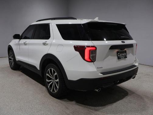 STAR WHITE MET TRI-COAT 2022 Ford Explorer ST-Line