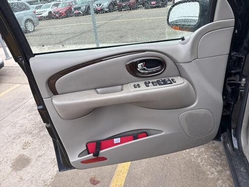 2004 Buick Rainier CXL Plus