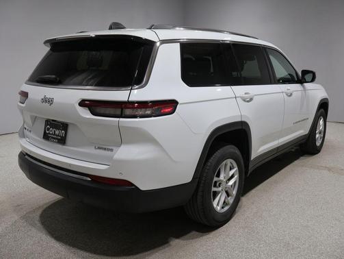 Bright White Clearcoat 2021 Jeep Grand Cherokee L Laredo