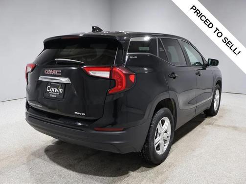 2024 GMC Terrain SLE
