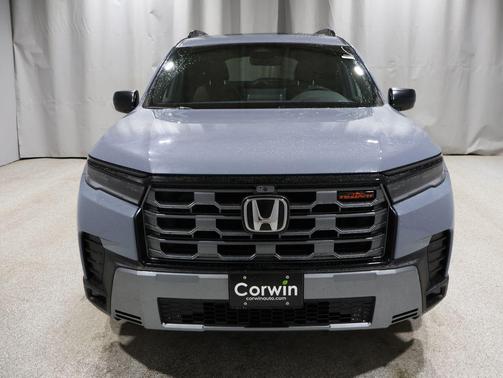 Sonic Gray Pearl 2026 Honda Pilot TrailSport