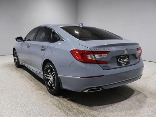 2022 Honda Accord Touring 2.0T