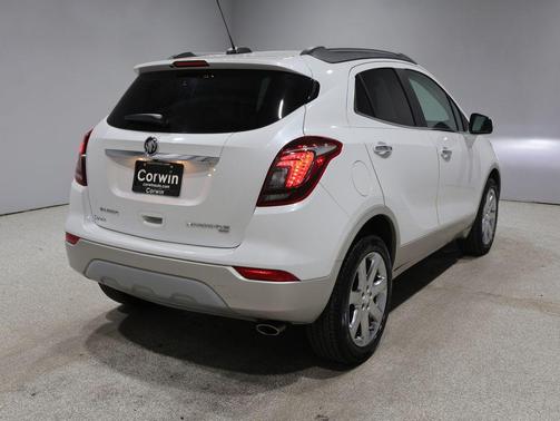 White Frost Tricoat 2017 Buick Encore Essence