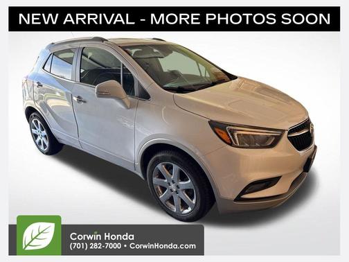White Frost Tricoat 2017 Buick Encore Essence