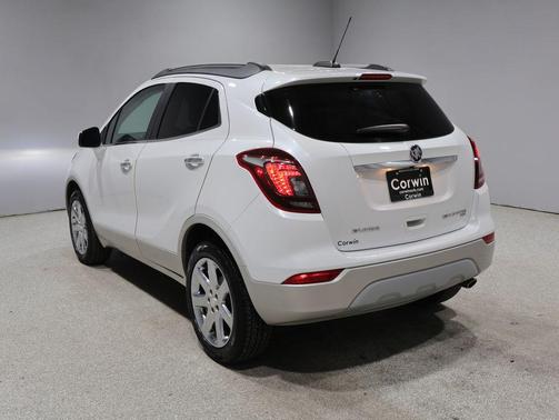 White Frost Tricoat 2017 Buick Encore Essence