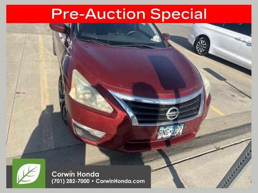 Cayenne Red Metallic 2014 Nissan Altima 2.5 S