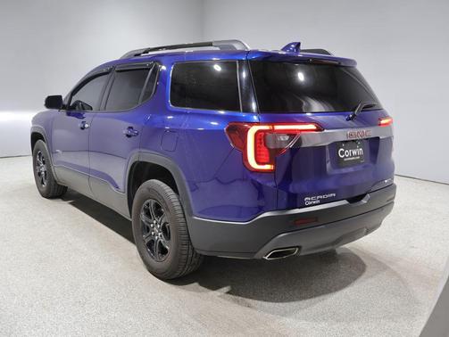 Ultra Blue Metallic 2023 GMC Acadia AWD AT4