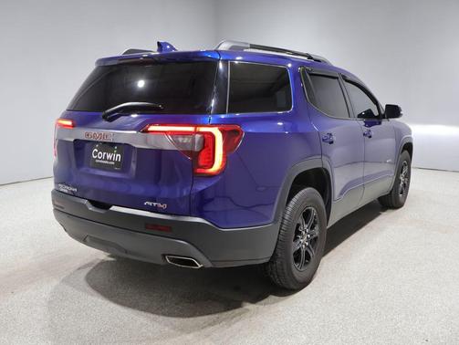 Ultra Blue Metallic 2023 GMC Acadia AWD AT4