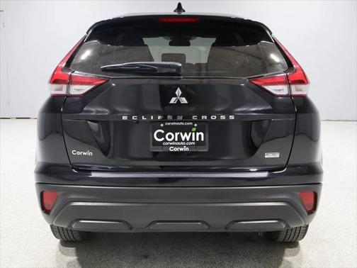 2023 Mitsubishi Eclipse Cross LE