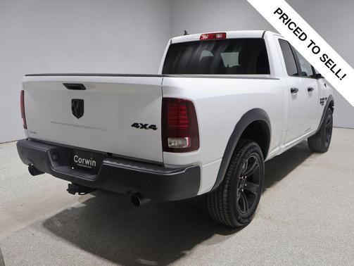 Bright White Clearcoat 2024 RAM 1500 Classic SLT