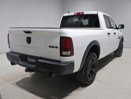 Bright White Clearcoat 2024 RAM 1500 Classic SLT