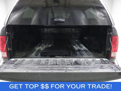 Brilliant Black Crystal Pearlcoat 2016 RAM 1500 Tradesman/Express