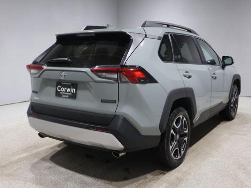 2019 Toyota RAV4 Adventure