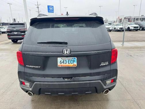 2023 Honda Passport AWD Elite