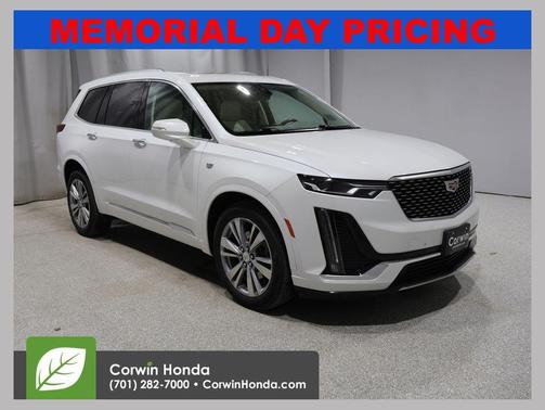 Crystal White Tricoat 2023 Cadillac XT6 Premium Luxury AWD