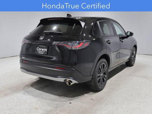 Crystal Black Pearl 2026 Honda HR-V AWD Sport