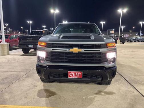 2025 Chevrolet Silverado 2500 Custom