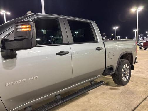 2025 Chevrolet Silverado 2500 Custom