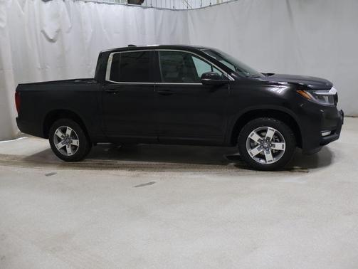 Crystal Black Pearl 2026 Honda Ridgeline RTL