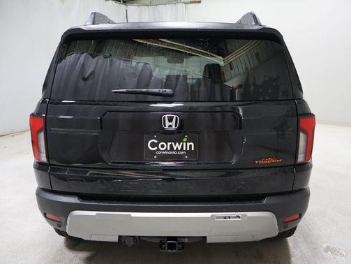Crystal Black Pearl 2026 Honda Passport AWD TrailSport Elite