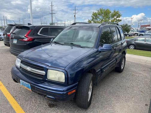 2004 Chevrolet Tracker LT