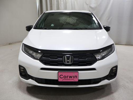 Platinum White Pearl 2026 Honda Odyssey Sport-L