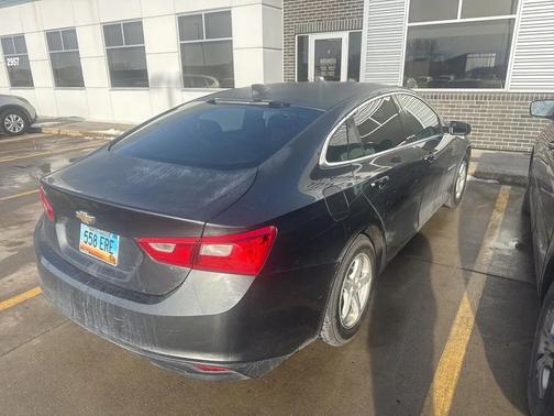 2017 Chevrolet Malibu 1LS