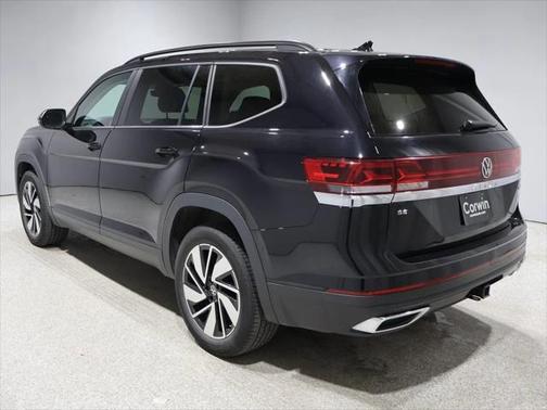 2024 Volkswagen Atlas 2.0T SE w/Technology 4MOTION