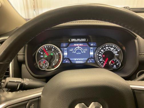 2024 RAM 3500 Laramie Crew Cab 4x4 8' Box