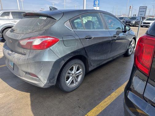 2018 Chevrolet Cruze LT