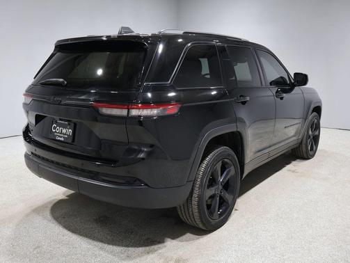 2024 Jeep Grand Cherokee Altitude
