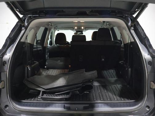 Midnight Black Metallic 2023 Toyota Highlander Hybrid LE