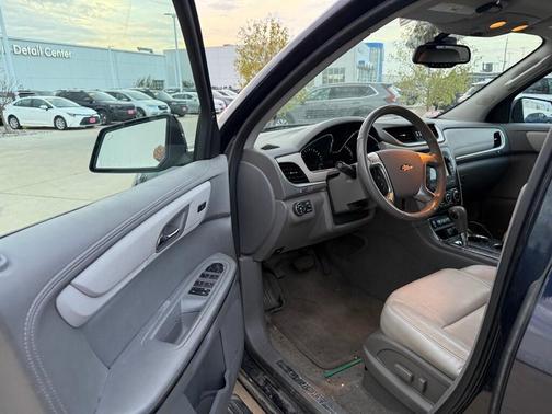 2017 Chevrolet Traverse Premier