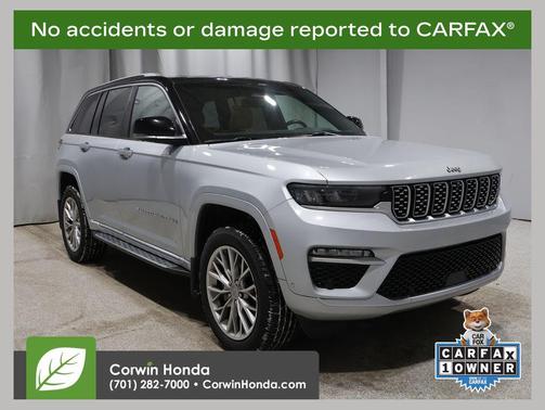 2022 Jeep Grand Cherokee Summit