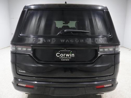Diamond Black Crystal Pearlcoat 2024 Jeep Grand Wagoneer L Series II 4x4