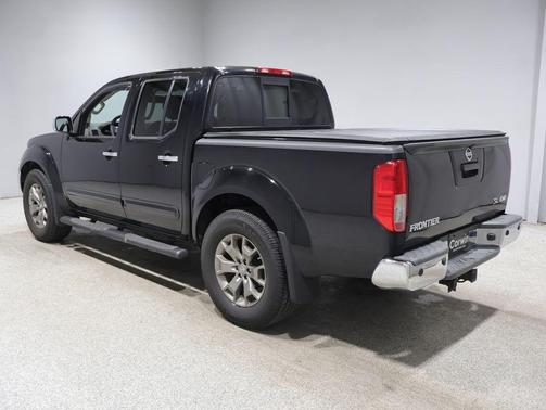 Super Black 2014 Nissan Frontier SL